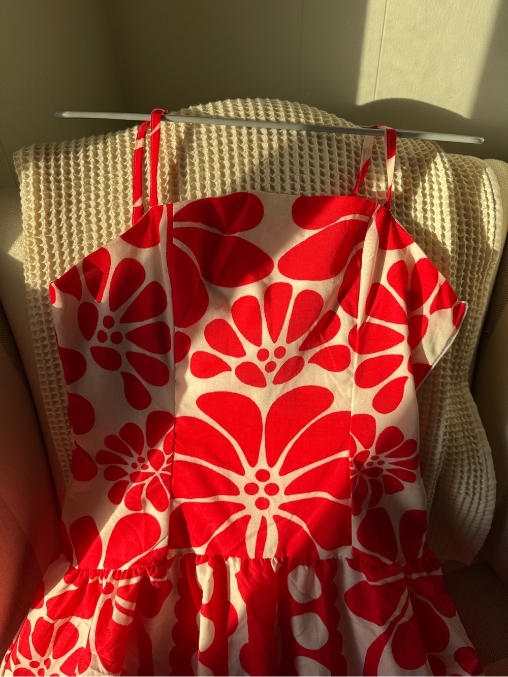 Red and White Floral Printed Dress with Drop Waist - Picture 3 of 7